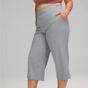 LULULEMON ALIGN™ WIDE LEG SUPER-HIGH-RISE CROP 23"